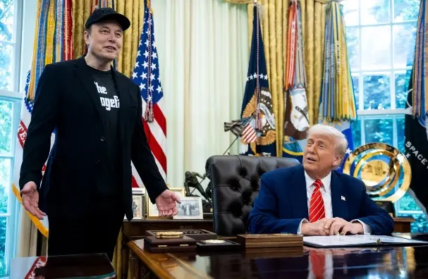 Musk Turmp 03