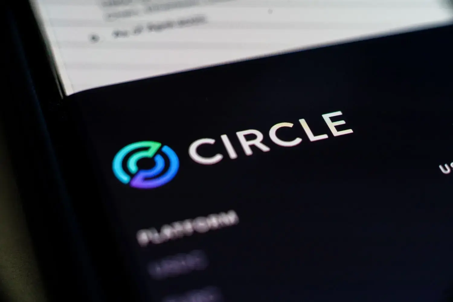 Circle 財報前夕，華爾街對 CRCL 估值有巨大分歧