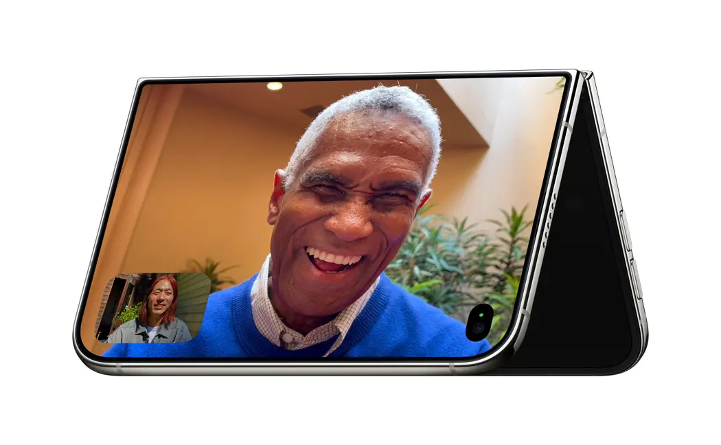 iPhone Duo 倒 V 形擺放的官方 FaceTime 免持通話示意