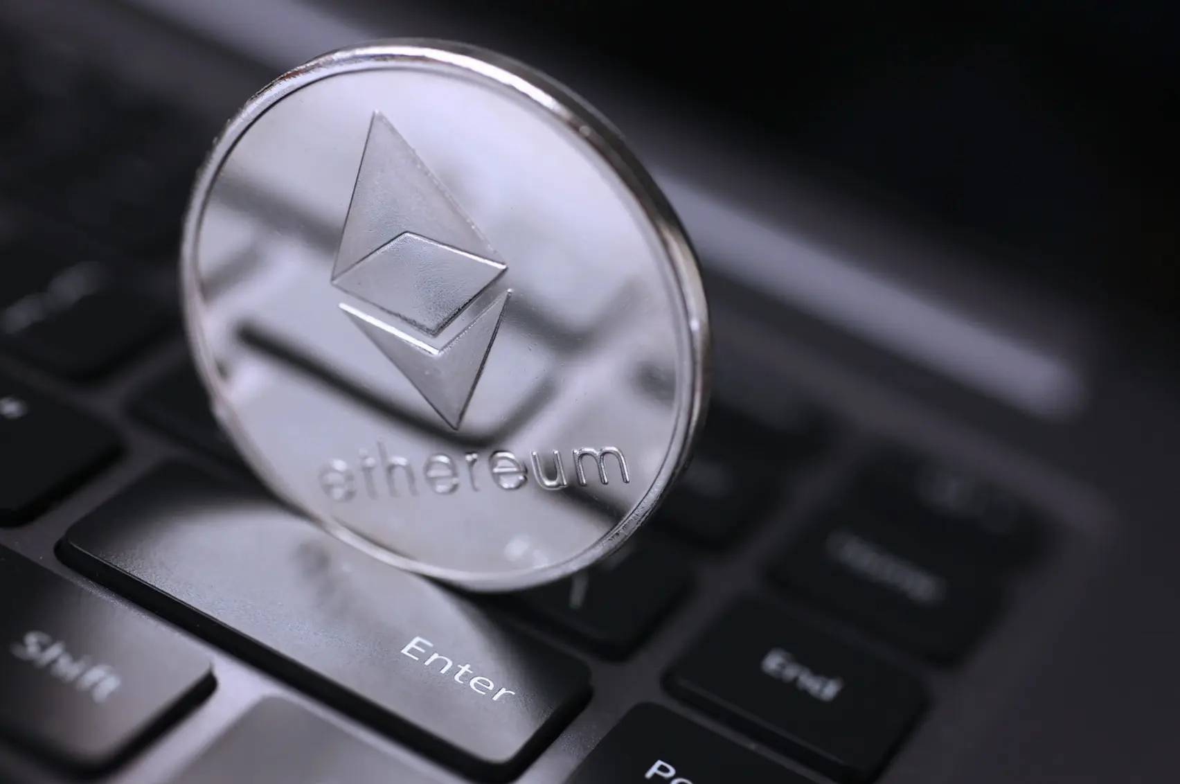 以太坊擬允許用穩定幣付 Gas，ETH 需求會被削弱嗎？